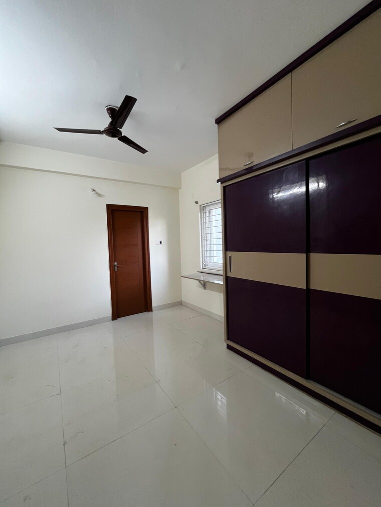 Room, amigo-united-avenues 3 Bedroom 1602 Sq.Ft. Apartment In Narsingi Hyderabad 9595640