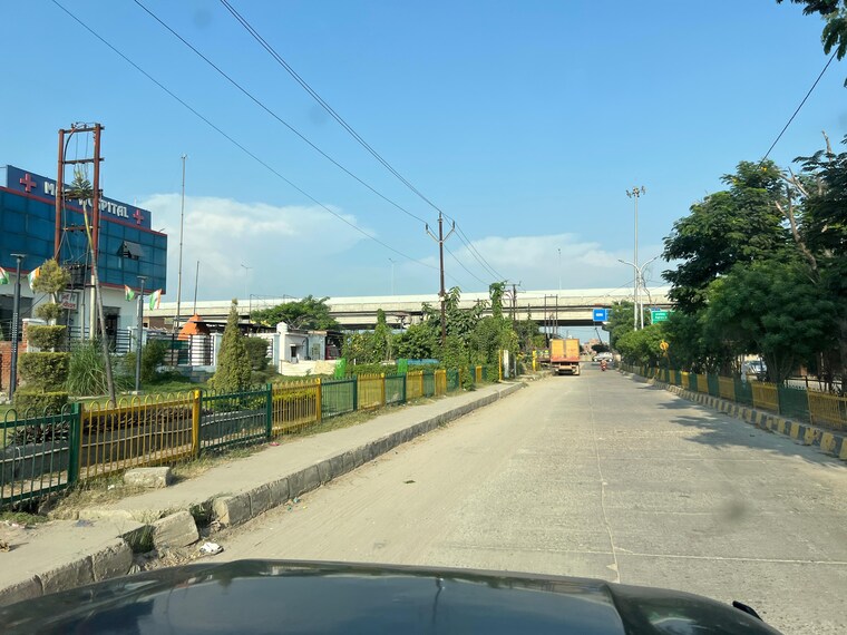 Exterior View, tronica city  50 Sq.Yd. Plot In Tronica City Ghaziabad 9595636