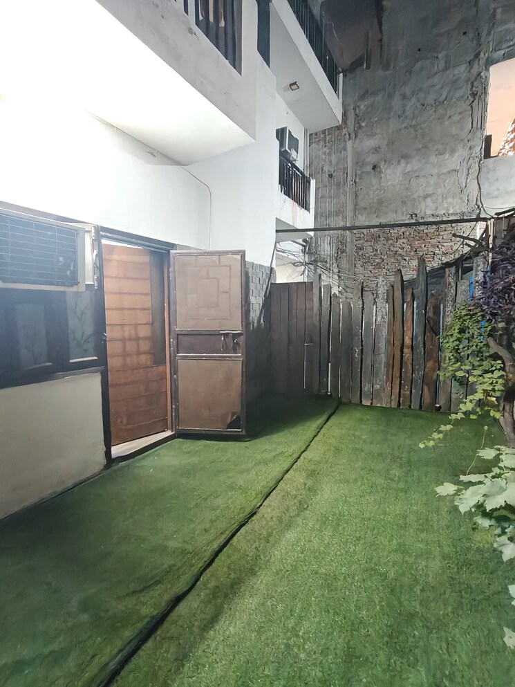 Exterior View, sector 15 2 Bedroom 1200 Sq.Ft. Builder Floor In Sector 15 Gurgaon 9595651