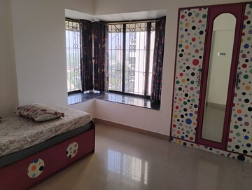 Room in 2 BHK Apartment at Runwal Garden City, Balkum Pada – for Sale
