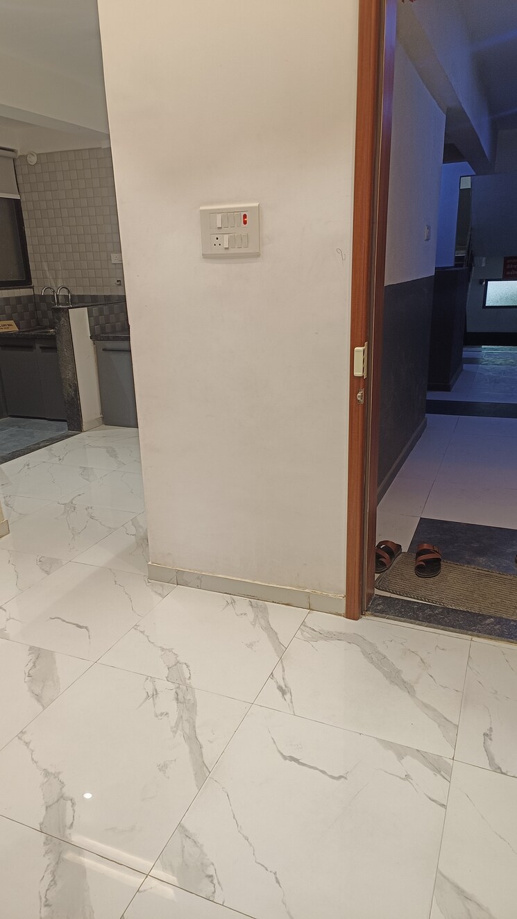 Bathroom, legacy-sai-vastu-park 1 Bedroom 501 Sq.Ft. Apartment In Chikhali Pune 9595664