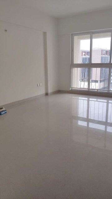 Room in 4 BHK Apartment at Godrej Platinum Hebbal, Hebbal – for Sale