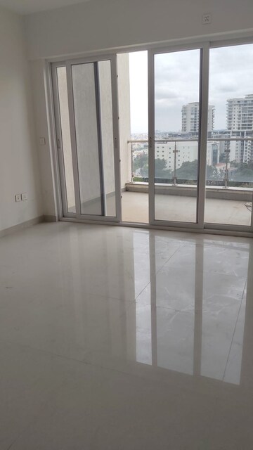 Room in 4 BHK Apartment at Godrej Platinum Hebbal, Hebbal – for Sale