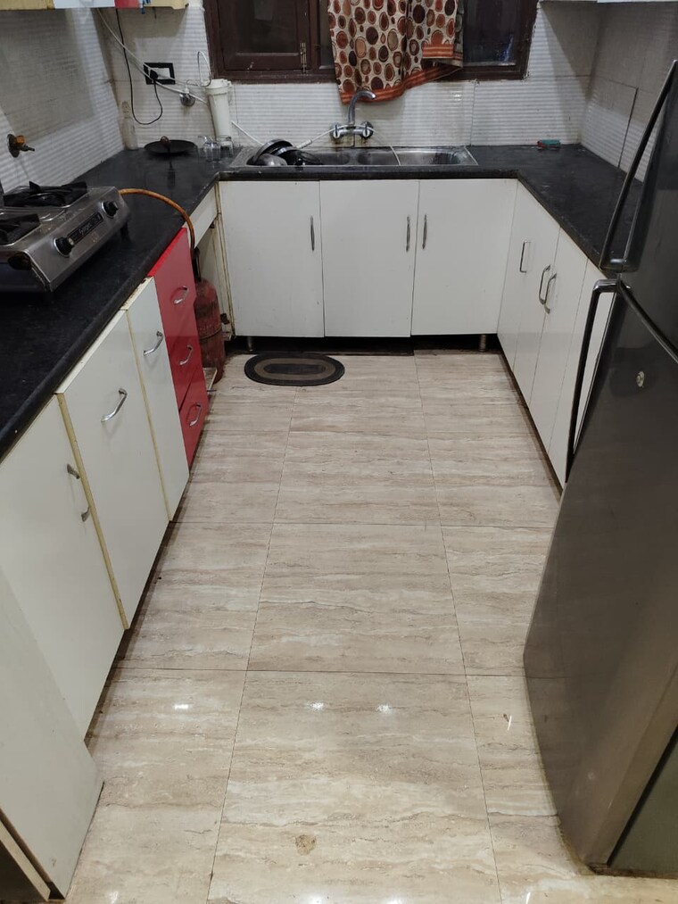 Kitchen, pir machalla 2 Bedroom 900 Sq.Ft. Builder Floor In Pir Machalla Zirakpur 9595692