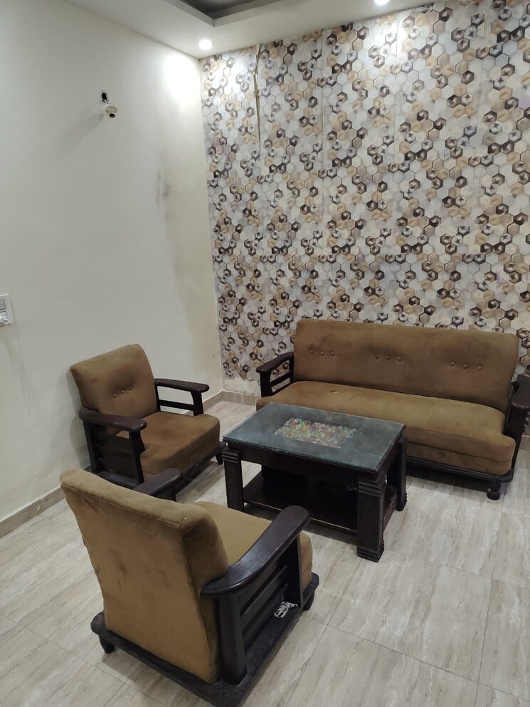 Living Room, pir machalla 2 Bedroom 900 Sq.Ft. Builder Floor In Pir Machalla Zirakpur 9595692