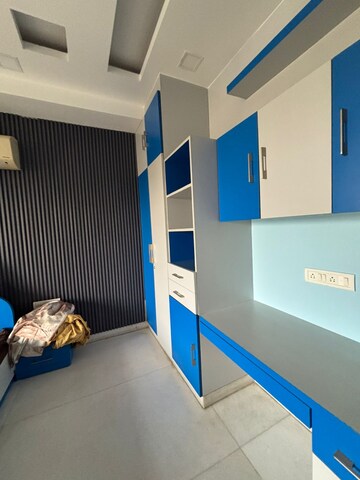 Bedroom in 4 BHK Builder Floor at Sector 31 – for Rent