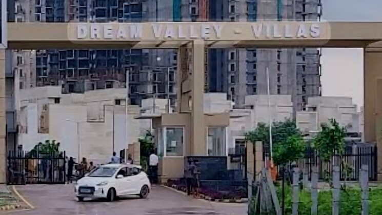 Exterior View, amrapali-dream-valley 2.5 Bedroom 1050 Sq.Ft. Apartment In Tech Zone 4 Greater Noida Greater Noida 9595710