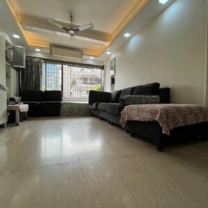 Living Room in 2 BHK Apartment at Windsor Apartment Bandra West, St. Peters Colony – for Rent