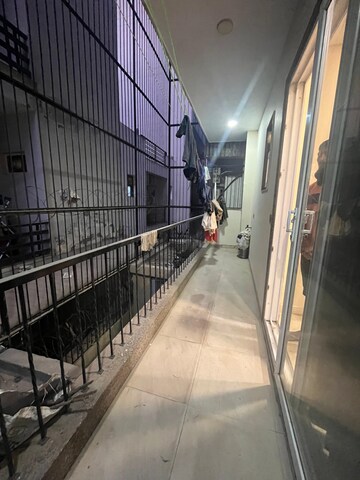 Balcony in 2 BHK Builder Floor at Sector 43 – for Rent