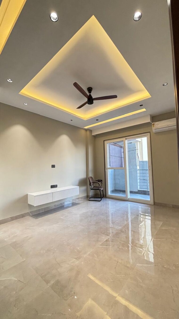 Room, anant-raj-ashok-estate 4 Bedroom 300 Sq.Ft. Builder Floor In Sector 63a Gurgaon 9595789