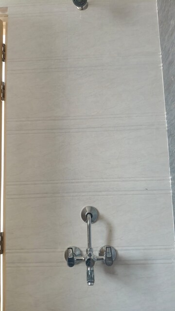 Bathroom in 3 BHK Apartment at Oro Element, Jankipuram Extension – for Rent