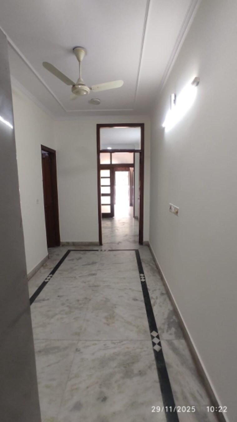 undefined, kalkaji 2 Bedroom 1000 Sq.Ft. Builder Floor In Kalkaji Delhi 9595810