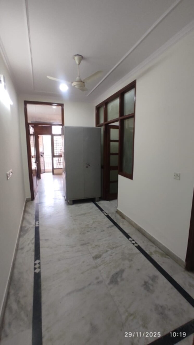 undefined, kalkaji 2 Bedroom 1000 Sq.Ft. Builder Floor In Kalkaji Delhi 9595810