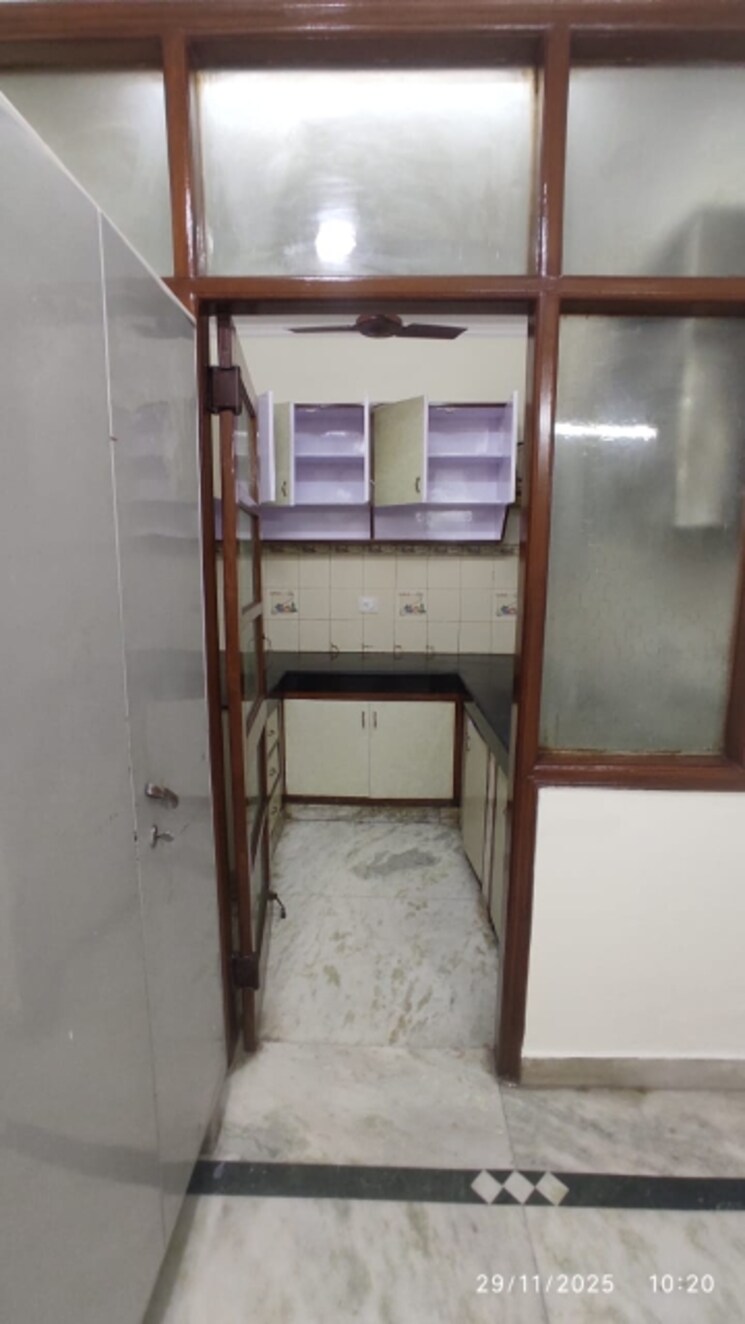 Kitchen, kalkaji 2 Bedroom 1000 Sq.Ft. Builder Floor In Kalkaji Delhi 9595810