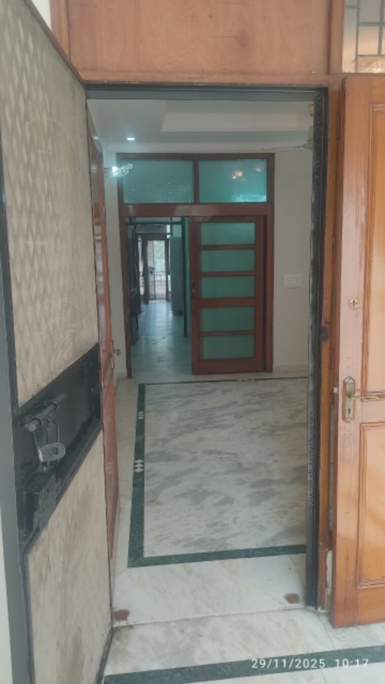 Living Room, kalkaji 2 Bedroom 1000 Sq.Ft. Builder Floor In Kalkaji Delhi 9595810