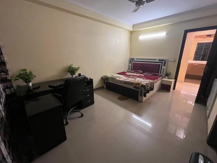 Living Room, saket 3 Bedroom 1800 Sq.Ft. Builder Floor In Saket Delhi 9595816