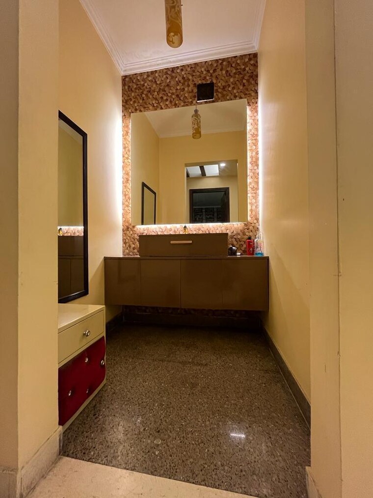 Kitchen, saket 3 Bedroom 1800 Sq.Ft. Builder Floor In Saket Delhi 9595816