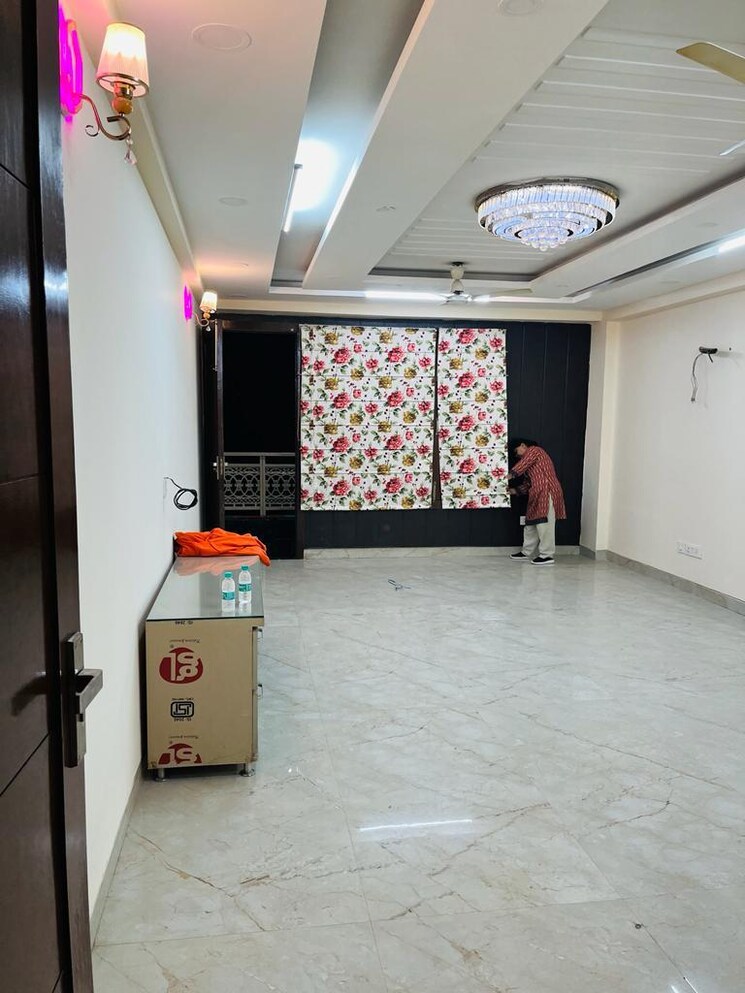 Master Bedroom, saket 3 Bedroom 1800 Sq.Ft. Builder Floor In Saket Delhi 9595816