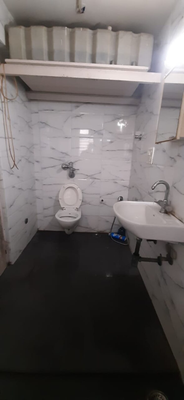 Bathroom, manchester-heights 3 Bedroom 1200 Sq.Ft. Apartment In Khar West Mumbai 9595822