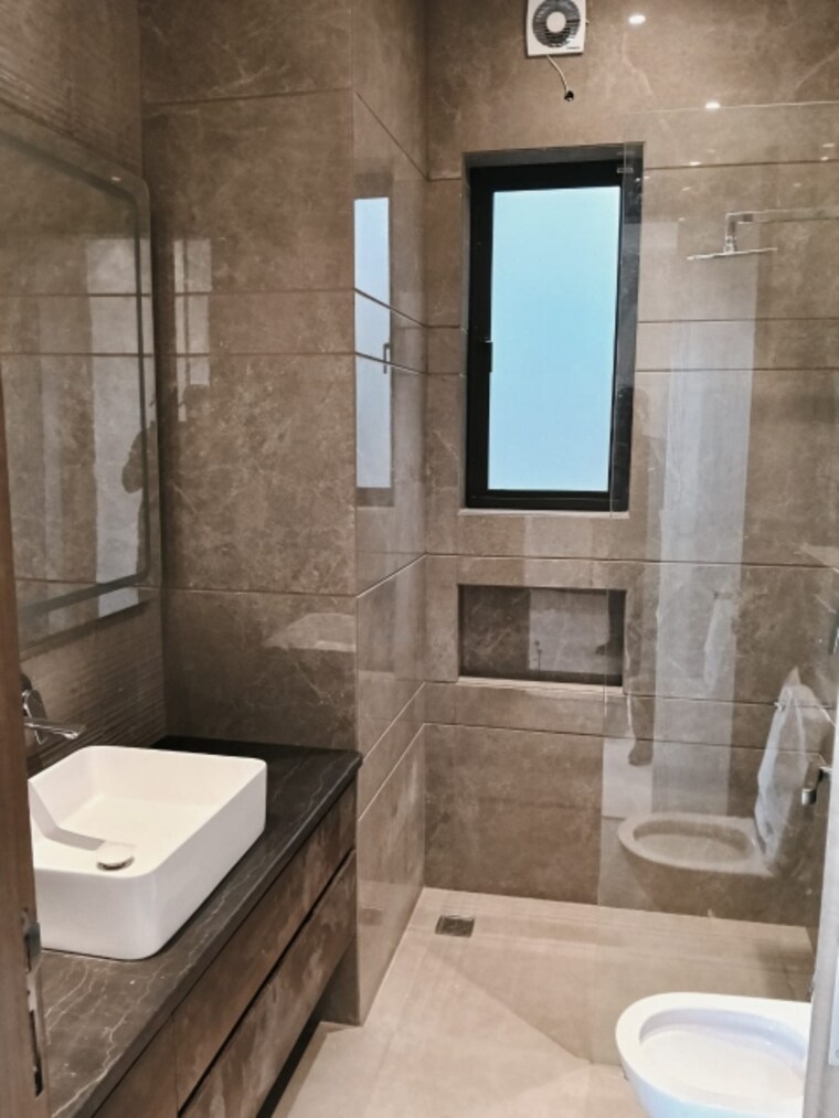 Master Bedroom, greater kailash i 3 Bedroom 2600 Sq.Ft. Builder Floor In Greater Kailash I Delhi 9595842