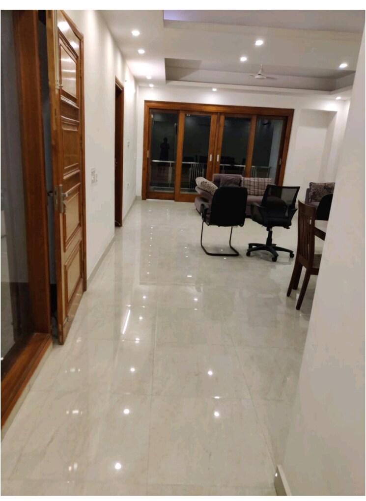 Living Room, noida central 3 Bedroom 2400 Sq.Ft. Independent House In Noida Central Noida 9595844