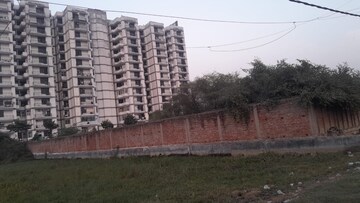 Plot For Sale in Singhpur