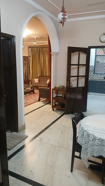 Living Room in 4 BHK Independent House at RWA Apartments Sector 41, Sector 41 – for Sale