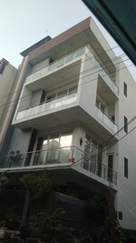 6 BHK + Study Room 112 Sq.Mt. Independent House in RWA Apartments Sector 47