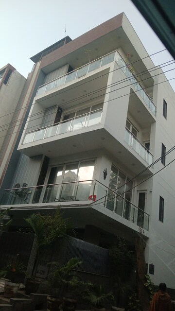 6 BHK Independent House – Exterior View View at RWA Apartments Sector 47, Sector 47 - for Sale