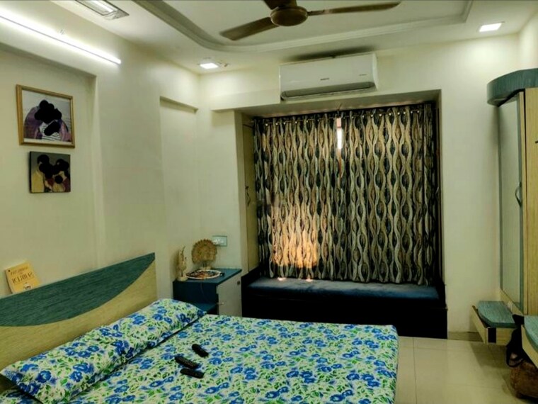 Bedroom, lok-everest 2 Bedroom 900 Sq.Ft. Apartment In Mulund West Mumbai 9595855
