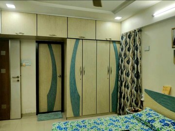 Bedroom in 2 BHK Apartment at Lok Everest, Mulund West – for Rent
