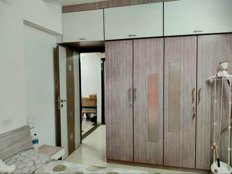 Room, lok-everest 2 Bedroom 900 Sq.Ft. Apartment In Mulund West Mumbai 9595855