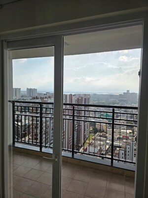 Room in 3 BHK Apartment at Prestige Tranquil, Kokapet – for Rent