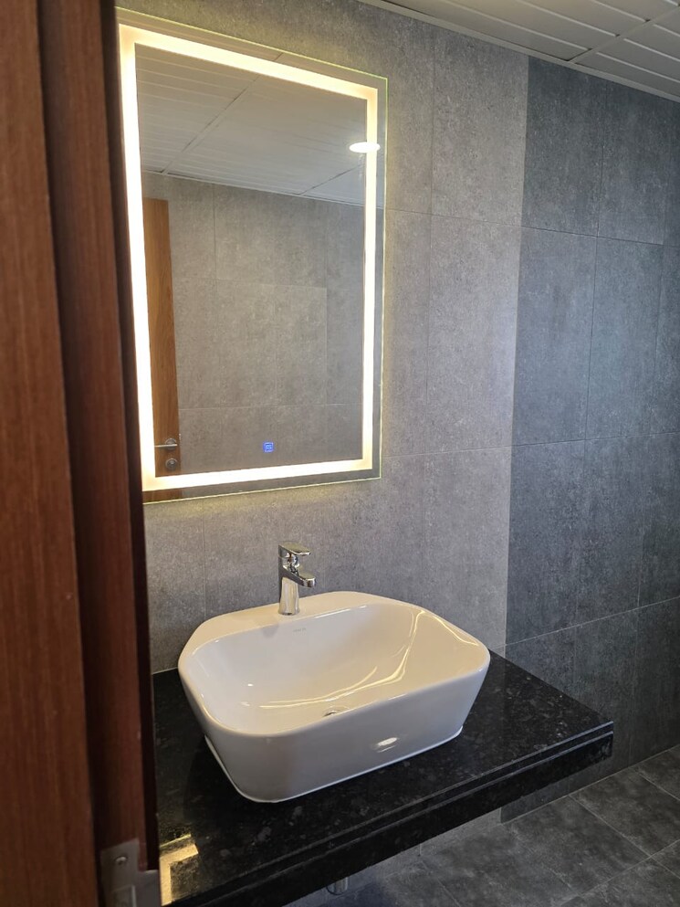 Bathroom, prestige-tranquil 3 Bedroom 2049 Sq.Ft. Apartment In Kokapet Hyderabad 9595860