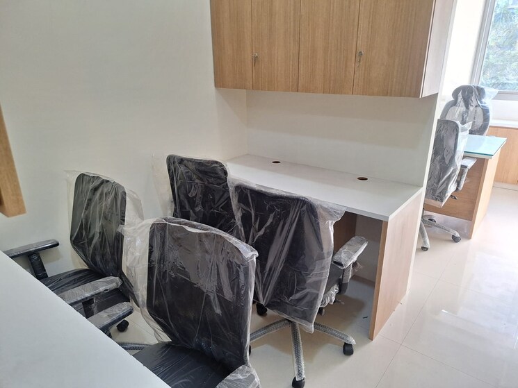 Team Area, sunshine-heights Commercial Office Space 210 Sq.Ft. In Dadar West Mumbai 9595874