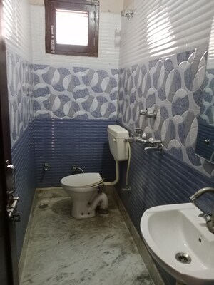 Attached Bathroom in 2 BHK Builder Floor at Huda – for Rent