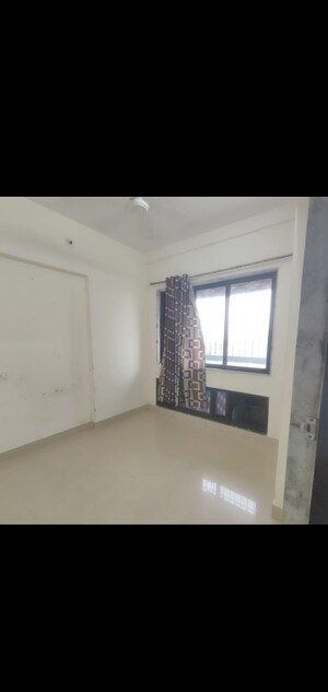 2 BHK Apartment For Rent in Mermit Tower, Lower Parel