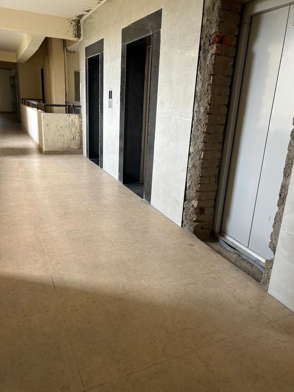 Retail Shop For Sale in Splendor Onyx Blue