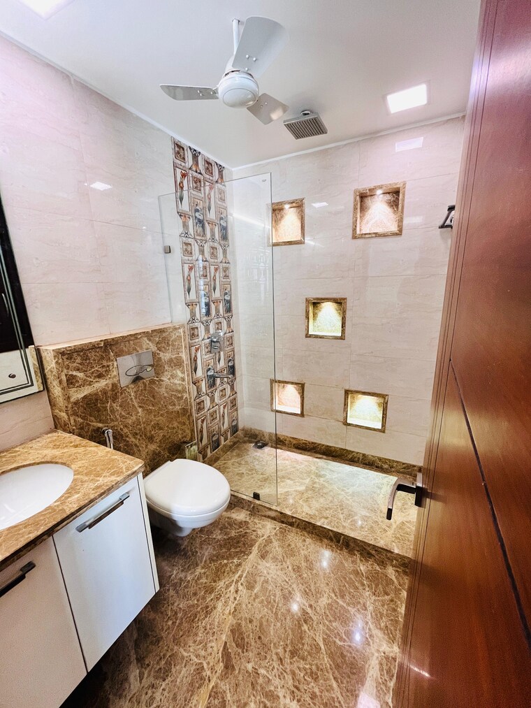 undefined, safdarjung development area 3 Bedroom 1800 Sq.Ft. Builder Floor In Safdarjung Development Area Delhi 9595888