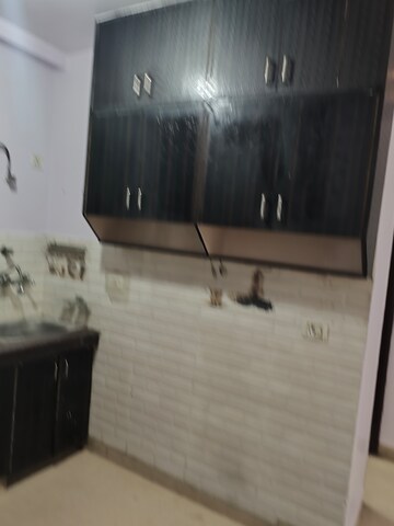 Furnished Amenities in 1 BHK Builder Floor at Vaishali Sector 6 – for Sale