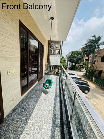 Balcony in 2 BHK Builder Floor at Sector 45 – for Rent