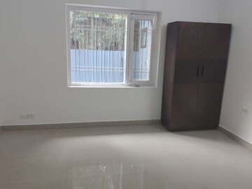 Room in 3.5 BHK Independent House at Sector 93 – for Rent