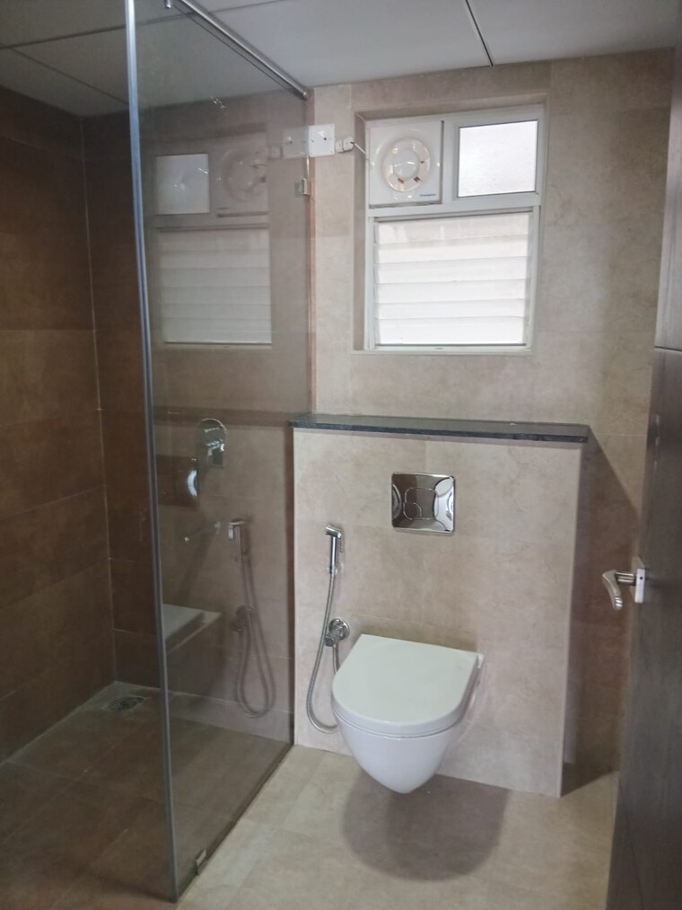Bathroom, dnr-arista 3 Bedroom 1685 Sq.Ft. Apartment In Bellandur Bangalore 9595946