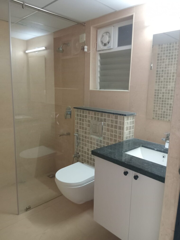 Bathroom, dnr-arista 3 Bedroom 1685 Sq.Ft. Apartment In Bellandur Bangalore 9595946