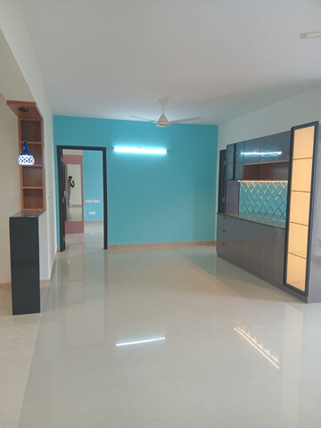 Room in 3 BHK Apartment at DNR Arista, Bellandur – for Rent