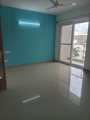 Room in 3 BHK Apartment at DNR Arista, Bellandur – for Rent