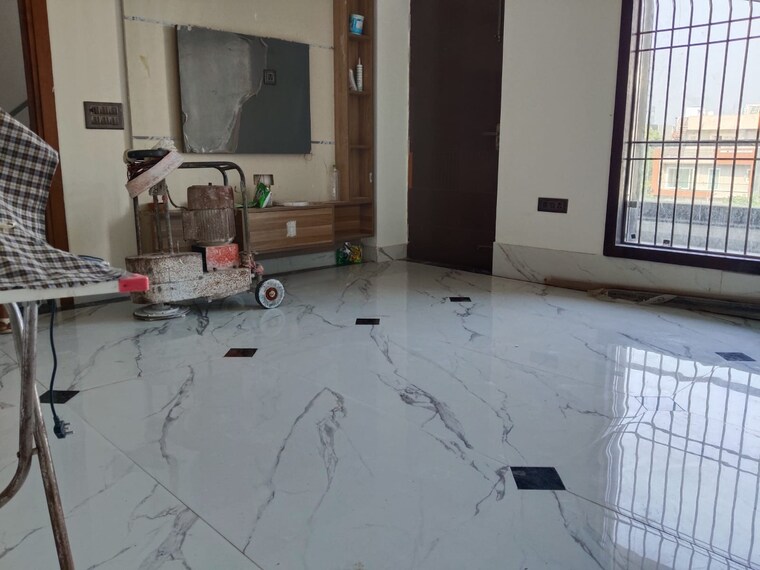 Bathroom, sector 105 2 Bedroom 200 Sq.Mt. Independent House In Sector 105 Noida 9595958