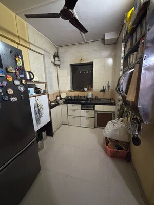 Team Area in 1 BHK Apartment at Bhandup East – for Rent