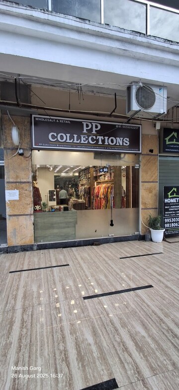  Shop – Exterior View View at The Hemisphere, Sector 27 Yamuna Expressway - for Rent