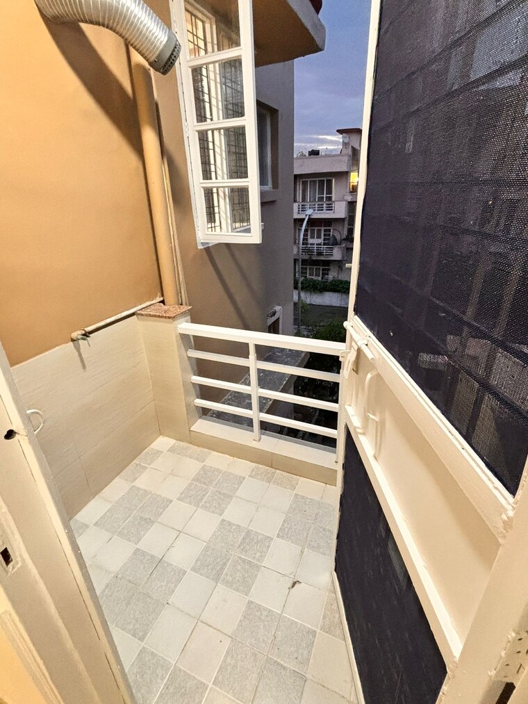 Balcony, ss-the-lilac 3 Bedroom 300 Sq.Yd. Builder Floor In Sector 49 Gurgaon 9595992